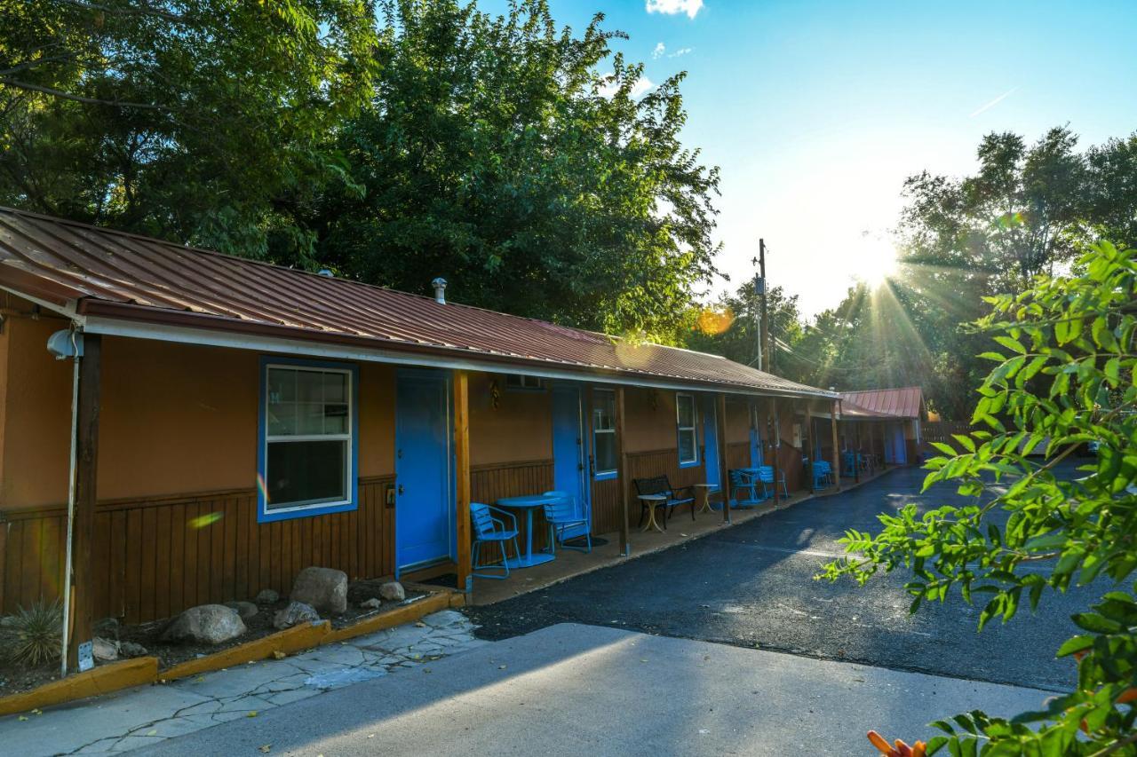 Lodge 7 - Downtown Location. Studio With Shared Hot Tub. Minutes To Arches N.P. Moab Exterior foto